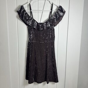 American Eagle Outfitters Women's Crushed Velvet Off Shoulder Mini Dress Size S